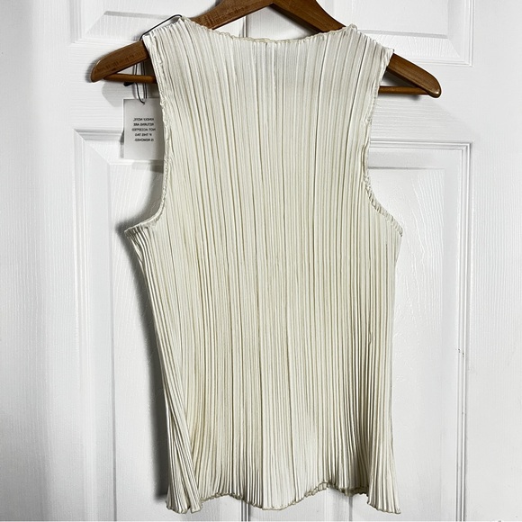 House of Harlow 1960 x Revolve Tyler Top in Ivory • Size Medium - Picture 2 of 7